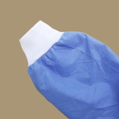 VASTPROTECT-501 Vestido de isolamento não estéril impermeável suave respirável AAMI Nível 2/3 Vestido de visita