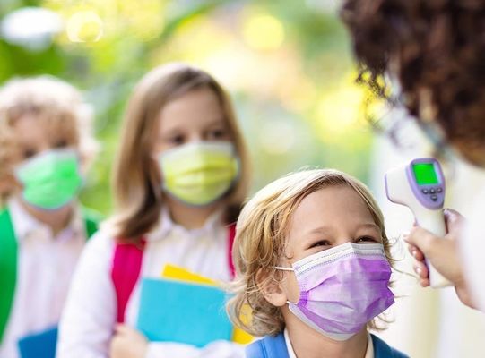 Máscara facial descartável cirúrgica protetora para crianças com filtro não tecido